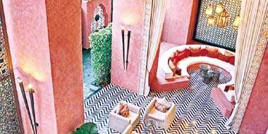 撮影のためだけにわざわざ訪れる人もいるというロビー