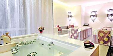 7部屋のVIPルームを用意する「Noora Spa」では、プロモーションを実施中