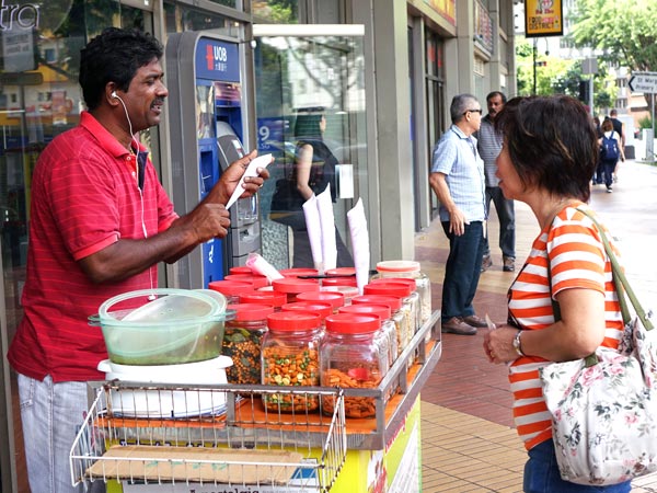 豆を売るインド人が多いのは、なぜ？ - ワイズデジタル【タイで生活する人のための情報サイト】