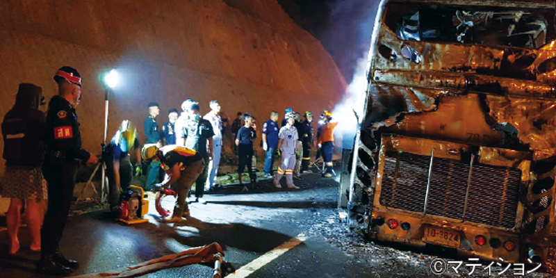 ミャンマー人20名、バスで死亡 - ワイズデジタル【タイで生活する人のための情報サイト】