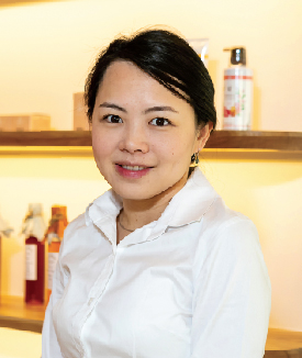 Nuttawan - The Owner of Honeyful Café