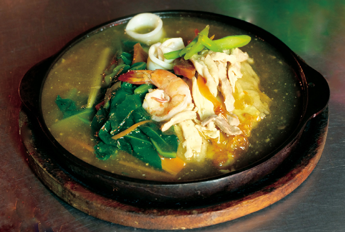 行列のできる名店の“鉄板”メニュー - ワイズデジタル【タイで生活する人のための情報サイト】