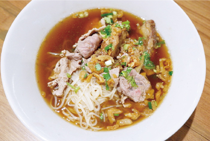 スープも飲み干してしまうアロイ麺 - ワイズデジタル【タイで生活する人のための情報サイト】