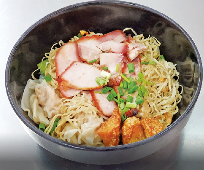 モチモチカリカリ、食感最高ワンタン麺 - ワイズデジタル【タイで生活する人のための情報サイト】