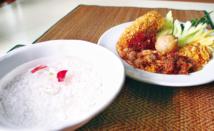 宮内庁直伝の味本格的なカオチェー - ワイズデジタル【タイで生活する人のための情報サイト】