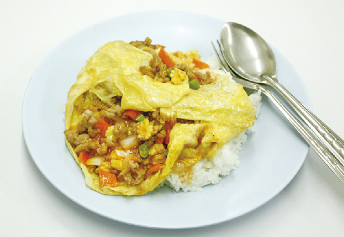 日本人も食べやすい進化系オムライス - ワイズデジタル【タイで生活する人のための情報サイト】