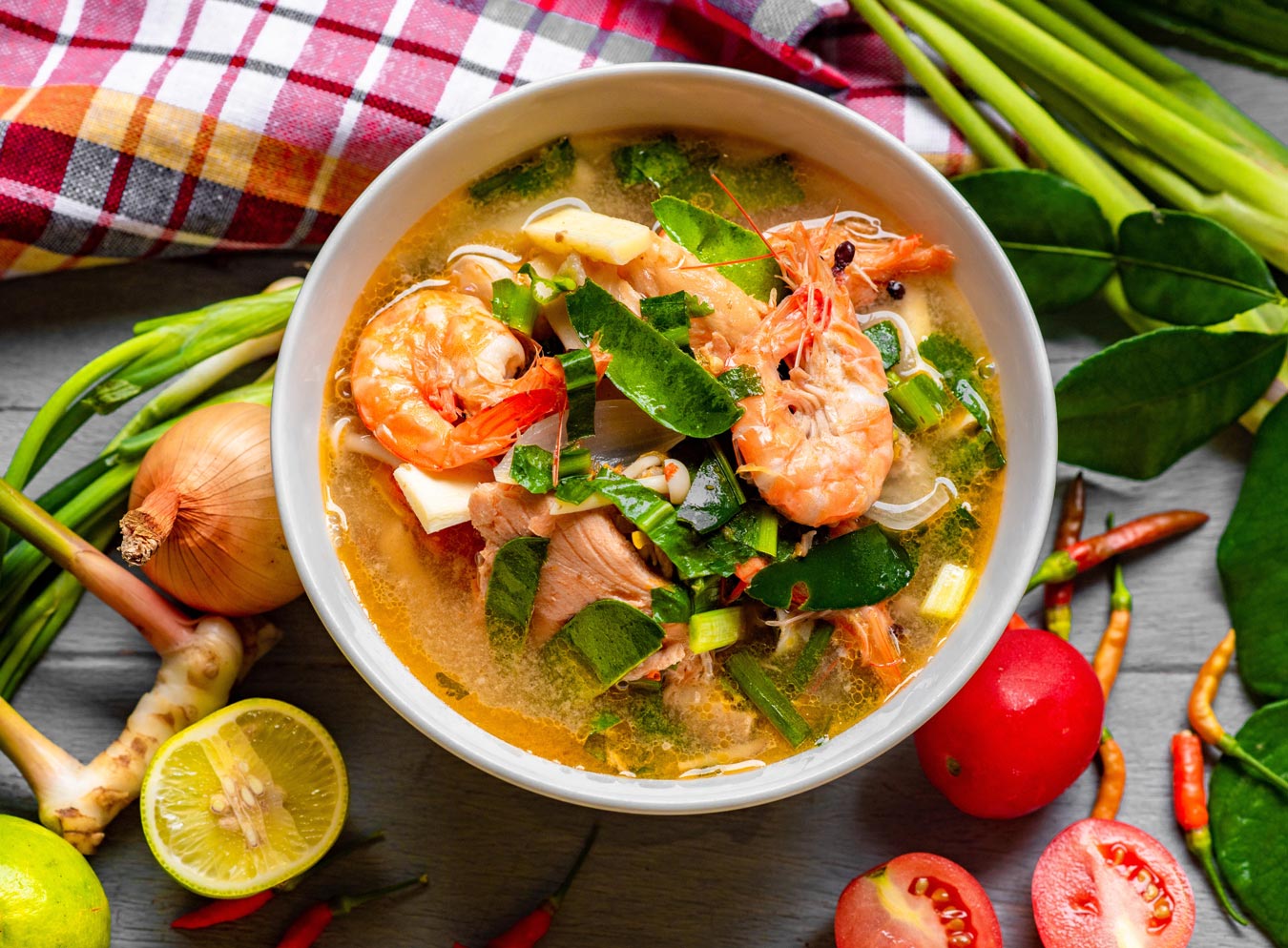 タイ政府は今年、トムヤムクンの無形文化遺産登録を目指している。トムヤムクンは、世界的にも知名度が高い、中部の川や運河沿いの農業コミュニティから生まれたタイの国民的料理。