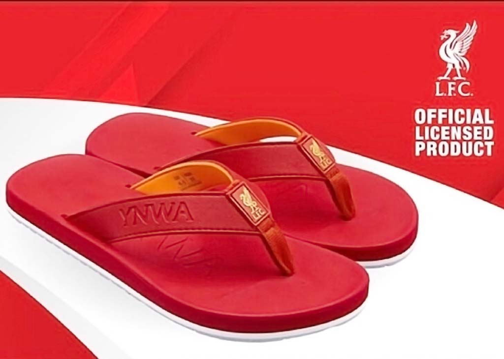 LIVERPOOLコレクションの限定サンダル 販売開始から30分で完売 ー サンダルの著名ブランド「GAMBOL」が、リヴァプールFCとコラボしたLIVERPOOLコレクションを発売。7日に予約を開始したところ、1892足が30分足らずで完売した。販売価格は790B。
