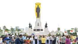ラマ9世記念公園で　プミポン大王銅像の除幕式 - ワイズデジタル【タイで生活する人のための情報サイト】