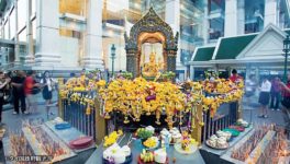 タイの寺院での正しい参拝の作法とは？ - ワイズデジタル【タイで生活する人のための情報サイト】