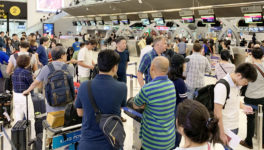 ソンクラン期間中　空港が混雑 - ワイズデジタル【タイで生活する人のための情報サイト】