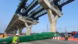 高速道路建設現場で階段倒壊　ラマ2世通りを封鎖 - ワイズデジタル【タイで生活する人のための情報サイト】