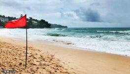 プーケットで観光客溺死　警告旗を無視して遊泳 - ワイズデジタル【タイで生活する人のための情報サイト】