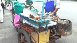 バンコク都が屋台営業に規制 - ワイズデジタル【タイで生活する人のための情報サイト】