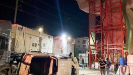 3人家族が乗ったピックアップ　建設中の高架道路から落下 - ワイズデジタル【タイで生活する人のための情報サイト】