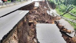 パヤオ県の主要道路が　大雨により崩落 - ワイズデジタル【タイで生活する人のための情報サイト】