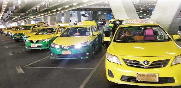 タイのタクシーは色で見分ける！？ - ワイズデジタル【タイで生活する人のための情報サイト】