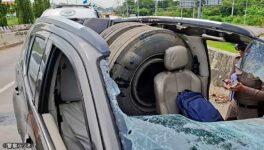 トラックのタイヤが車に直撃 屋根を貫通し運転手重傷 - ワイズデジタル【タイで生活する人のための情報サイト】