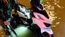 冠水した道で転んだ少年 防護柵に触れ感電死 - ワイズデジタル【タイで生活する人のための情報サイト】