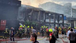 RCAの有名クラブで火災 倉庫全焼、現場を危険区域に指定 - ワイズデジタル【タイで生活する人のための情報サイト】