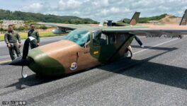 海軍のセスナ機が車輪故障 プーケット空港に胴体着陸 - ワイズデジタル【タイで生活する人のための情報サイト】