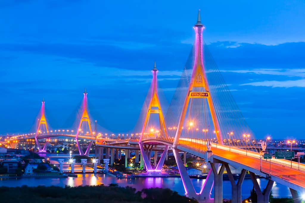ラマ9世記念日を祝して　プミポン橋がライトアップ - ワイズデジタル【タイで生活する人のための情報サイト】