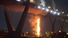 プミポン橋2の橋下で火災　全長50m以上の配管が全焼 - ワイズデジタル【タイで生活する人のための情報サイト】