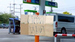 中東情勢の影響でタイ全土で燃料不足に　建設、物流、お葬式まで、全方位を直撃 - ワイズデジタル【タイで生活する人のための情報サイト】