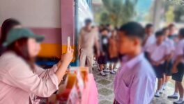 「詐欺防止専門家」を名乗る団体が学校を訪問　学生数百人を前に詐欺防止の啓発活動を行ったのだが… - ワイズデジタル【タイで生活する人のための情報サイト】