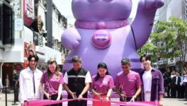 サイアムに巨大な「招き猫」 カルカンと都のコラボで猫の幸福を願う - ワイズデジタル【タイで生活する人のための情報サイト】