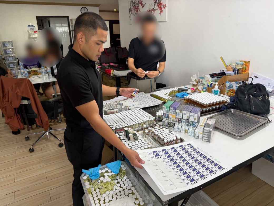 脱法ステロイド密造拠点摘発 ボディビルダー向けに流通