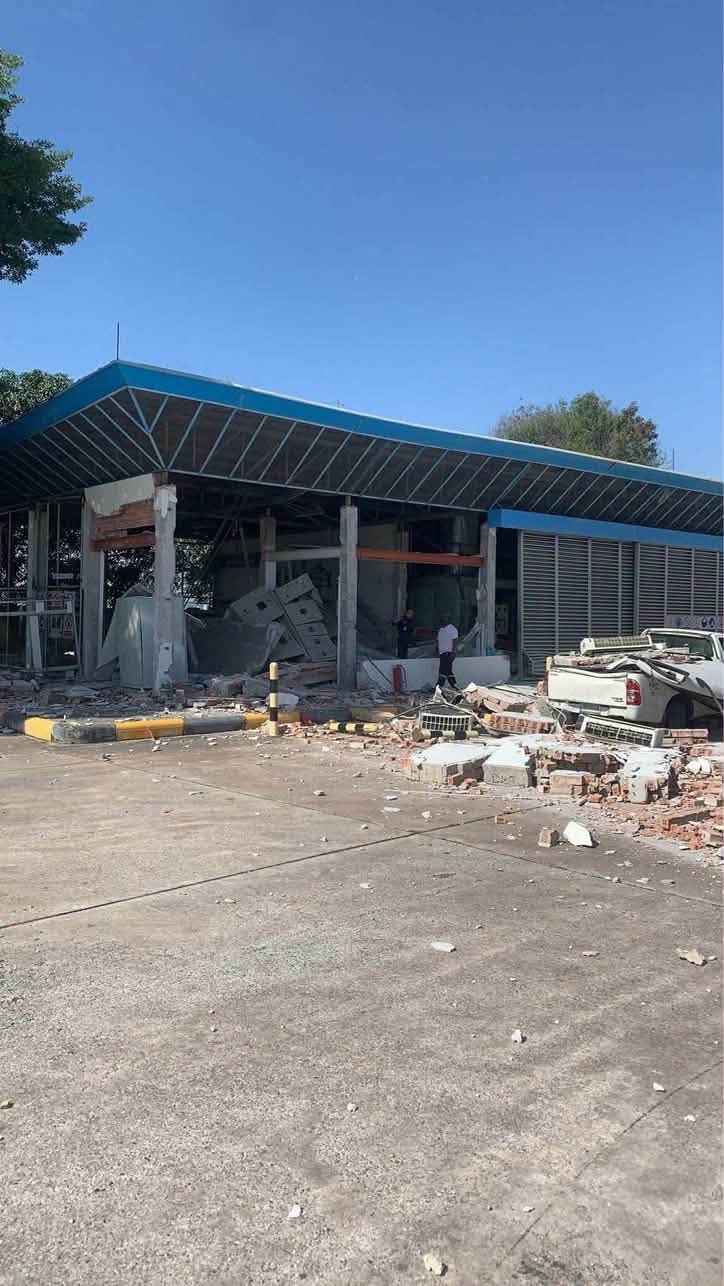 シラチャのNGVガソスタで爆発事故 崩落に巻き込まれ、作業員1人死亡