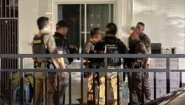 現職の警察官の男が幼稚園教員の妻を射殺 自宅に立てこもり20時間に及ぶ説得の末に投降 - ワイズデジタル【タイで生活する人のための情報サイト】