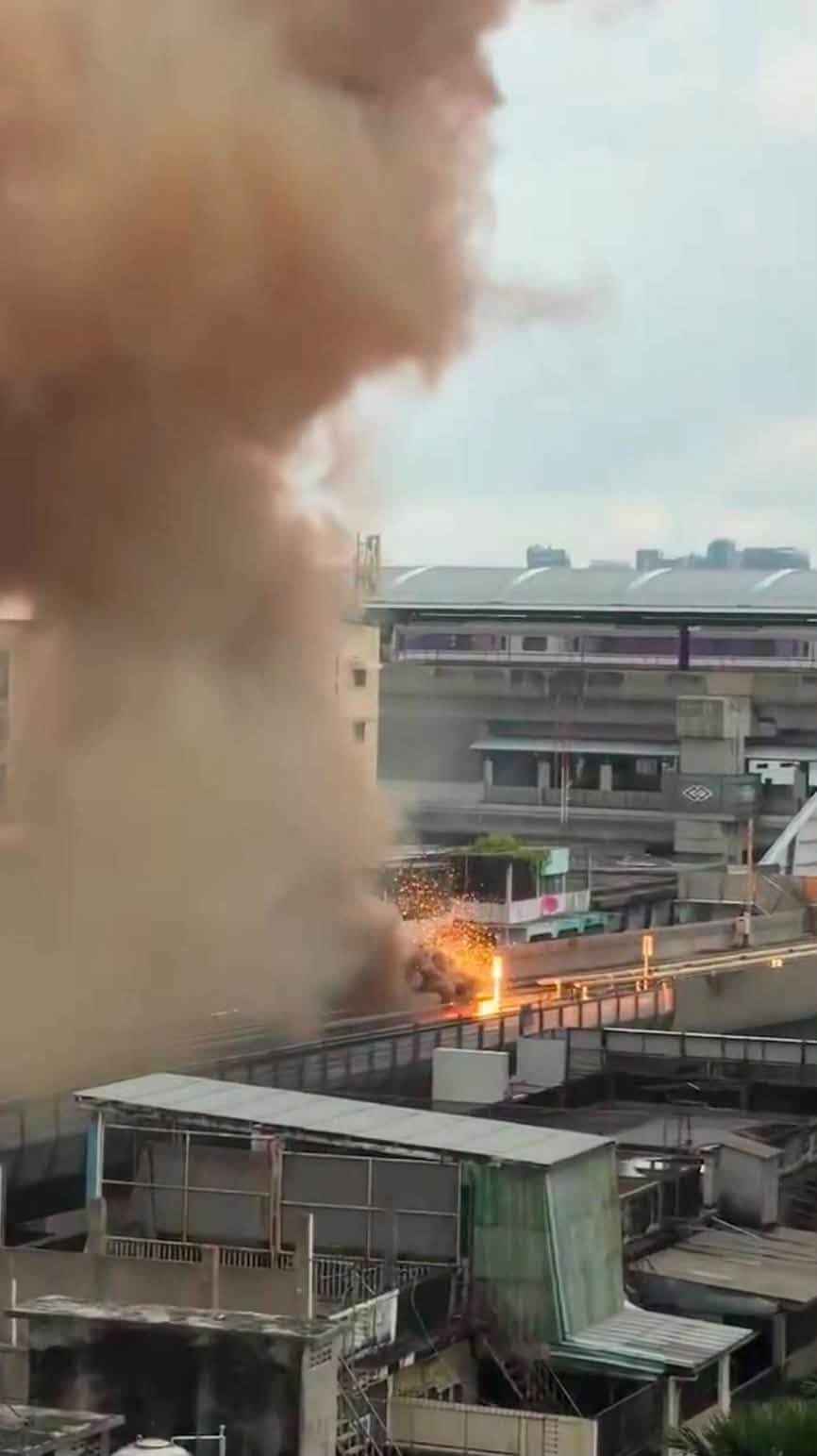 MRTタオプーン駅で線路火災発生 乗客避難、翌朝始発から運転再開