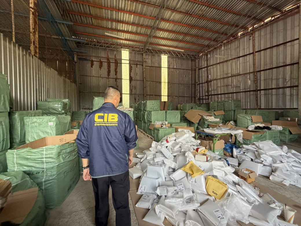 都内で国産ブランドの偽バッグ倉庫摘発 中国出資者が浮上、1万点超を押収