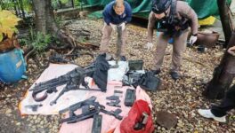 バンコクの住宅街で男が自宅に放火 現場からM60機関銃や爆発物 - ワイズデジタル【タイで生活する人のための情報サイト】